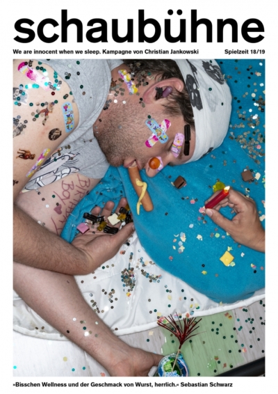 Sebastian Schwarz in der Spielzeitkampagne 2018/2019 der Schaubühne am Lehniner Platz (Berlin). Foto: Joerg Reichhardt. Sebastian Schwarz in der Spielzeitkampagne 2018/2019 der Schaubühne am Lehniner Platz (Berlin). Foto: Joerg Reichhardt.