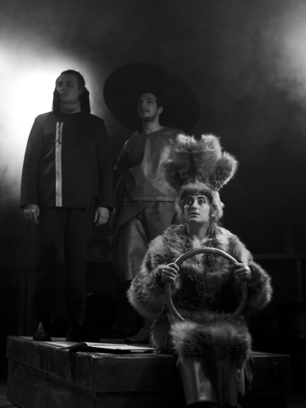 »Take On Me«. Foto: Anna Permesang. »Take On Me«. Foto: Anna Permesang.