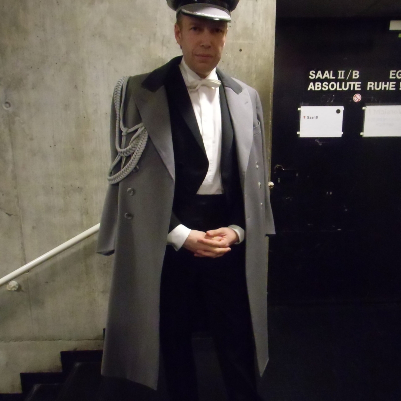 Matze Kloppe in »Wengenroths Autorenklub, Ausgabe 5: Ödön von Horváth«. Foto: Marc Freitag.