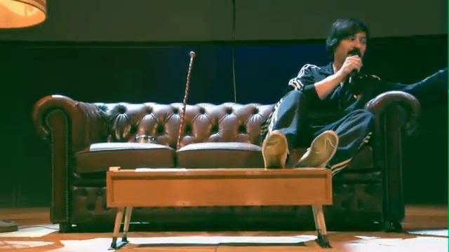 Patrick Wengenroth in »Wengenroths Autorenklub, Ausgabe 5: Ödön von Horváth«. Video: Schaubühne am Lehniner Platz, Berlin.