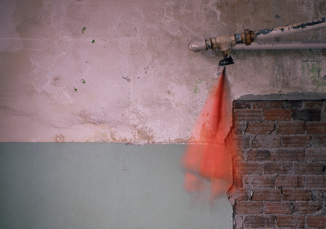 Plissierter Pajero »Feuervogel« (2006). Foto: Jörg Preisendörfer.