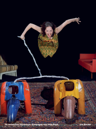 Iris Becher in der Spielzeitkampagne 2019/2020 der Schaubühne am Lehniner Platz (Berlin). Foto: Thomas Aurin.