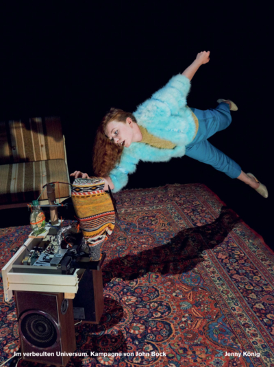 Jenny König in der Spielzeitkampagne 2019/2020 der Schaubühne am Lehniner Platz (Berlin). Foto: Thomas Aurin.