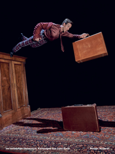 Florian Anderer in der Spielzeitkampagne 2019/2020 der Schaubühne am Lehniner Platz (Berlin). Foto: Thomas Aurin.