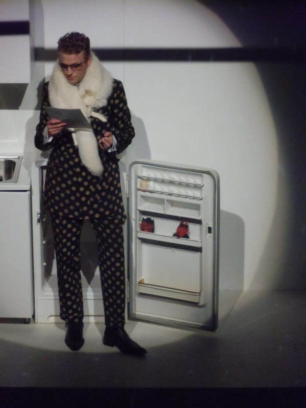 Laurenz Laufenberg in »Wengenroths Autorenklub, Ausgabe 9: Maxim Gorki«. Foto: Marc Freitag.