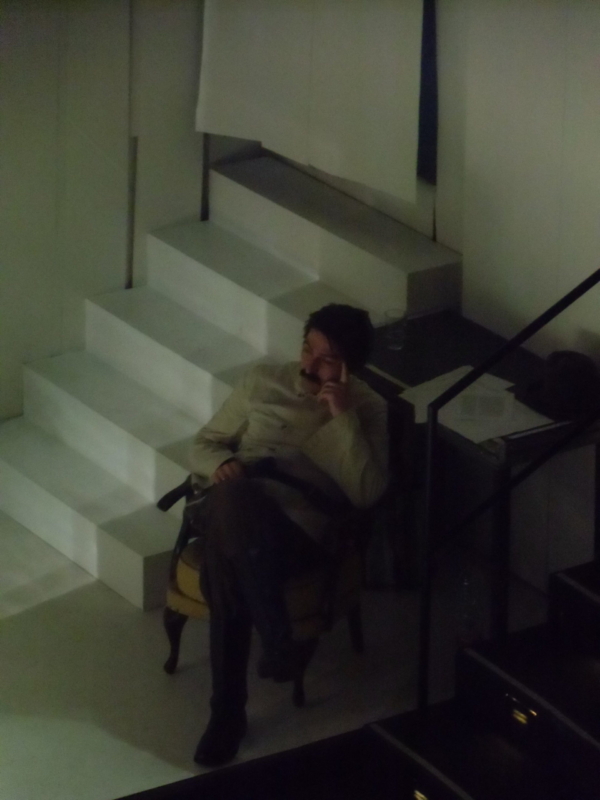 Patrick Wengenroth in »Wengenroths Autorenklub, Ausgabe 9: Maxim Gorki«. Foto: Marc Freitag.