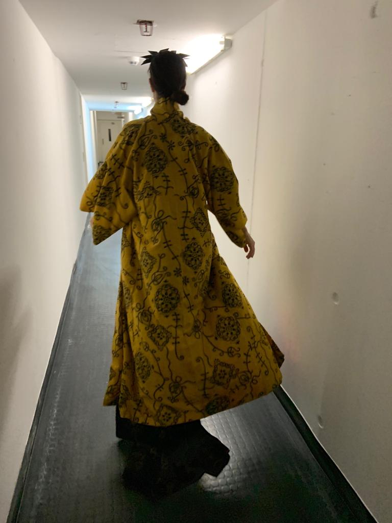 Ruth Rosenfeld im Kostüm der »Medea« (Backstage). Foto: Marc Freitag.