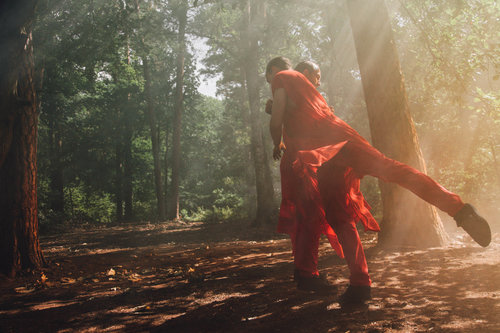 Jiří Bubeníček und Otto Bubeníček in »Je rêve«. Foto: Lukas Rotter.