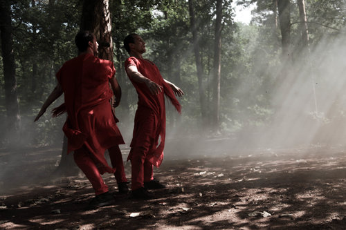 Jiří Bubeníček und Otto Bubeníček in »Je rêve«. Foto: Lukas Rotter.