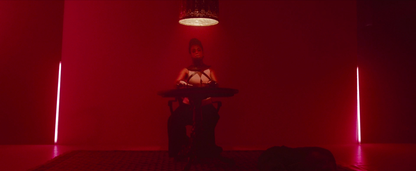 Pari San: »Frozen Time«. Videostill.