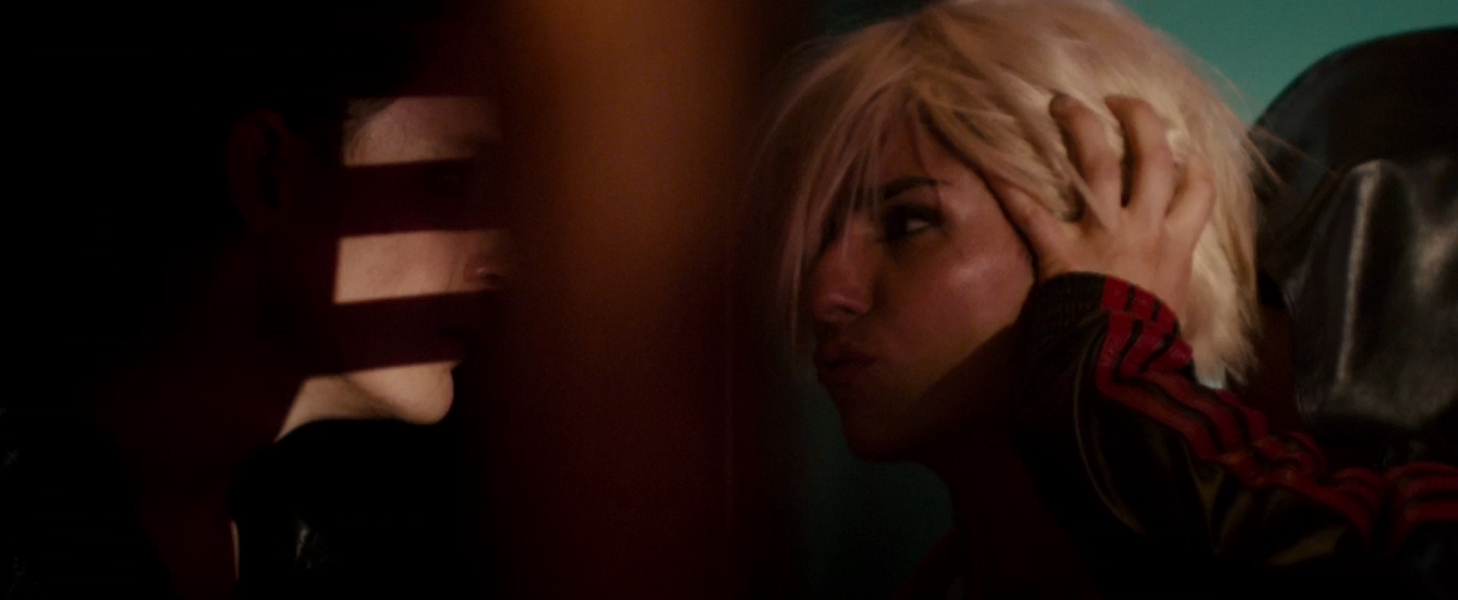 Pari San: »Frozen Time«. Videostill.