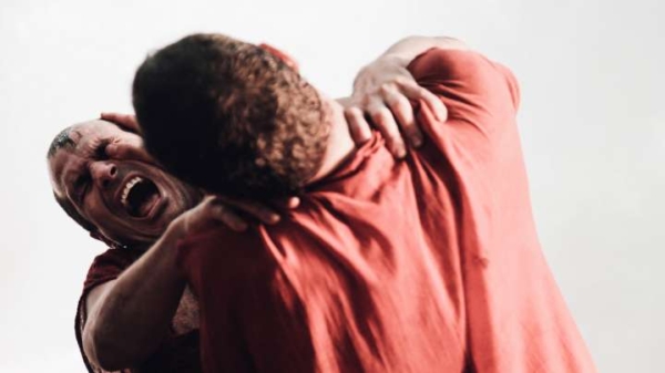 Jiří Bubeníček und Otto Bubeníček in »Je rêve«. Foto: Lukas Rotter.