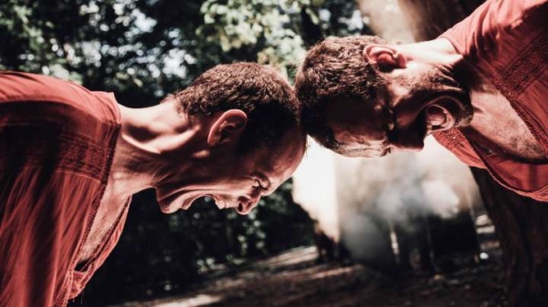 Jiří Bubeníček und Otto Bubeníček in »Je rêve«. Foto: Lukas Rotter.