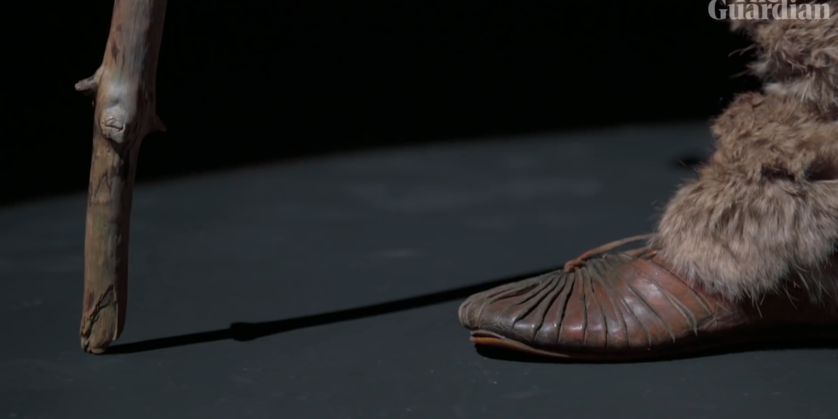 Robert Beyer in »Neanderthal«. Videostill.